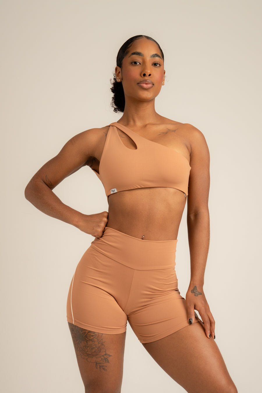 Top Naomi